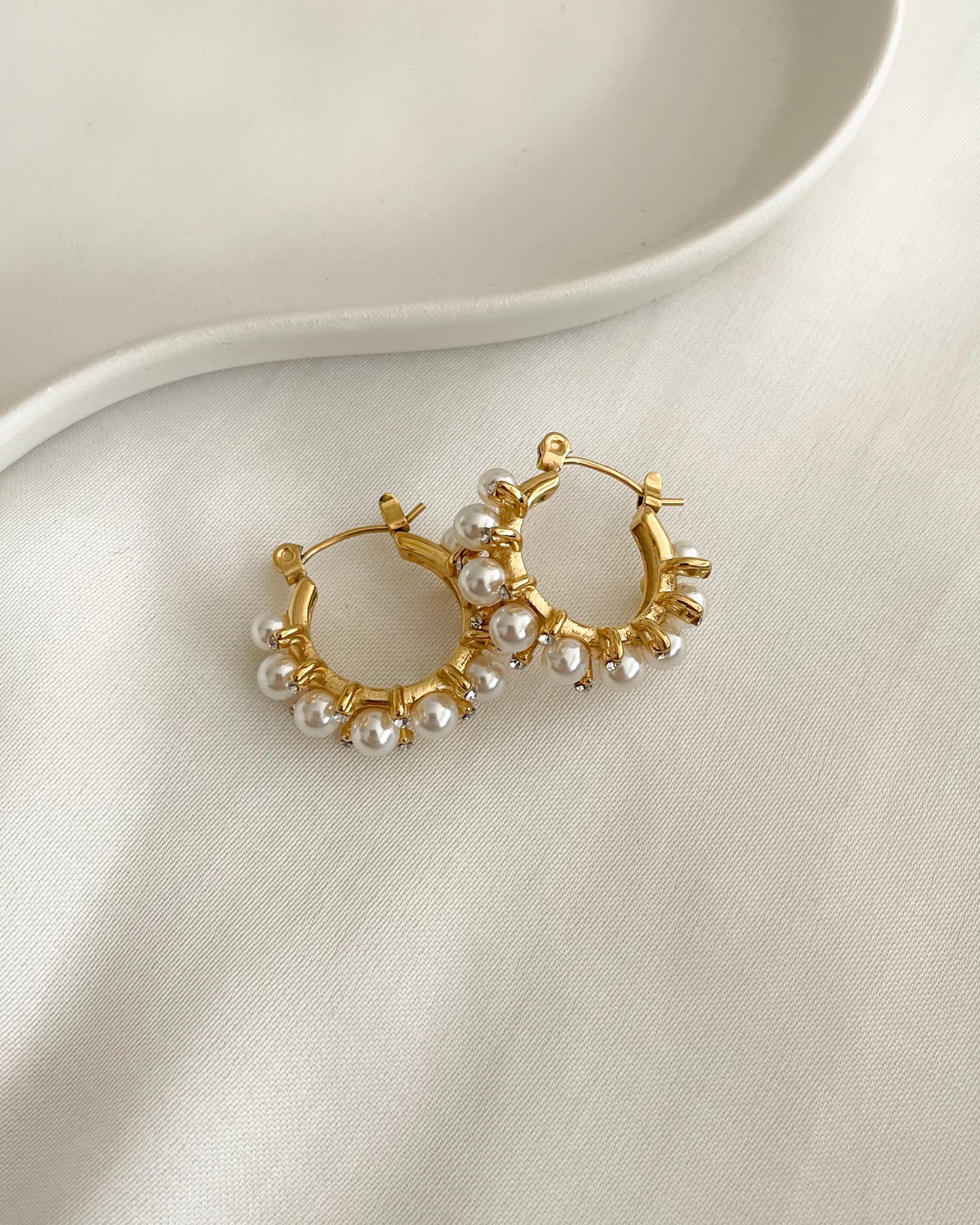 Noor - Pearl Earrings