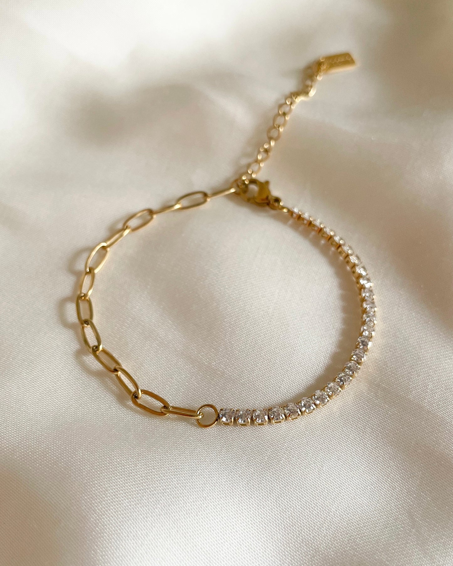 Daphne Tennis Paper Clip Bracelet