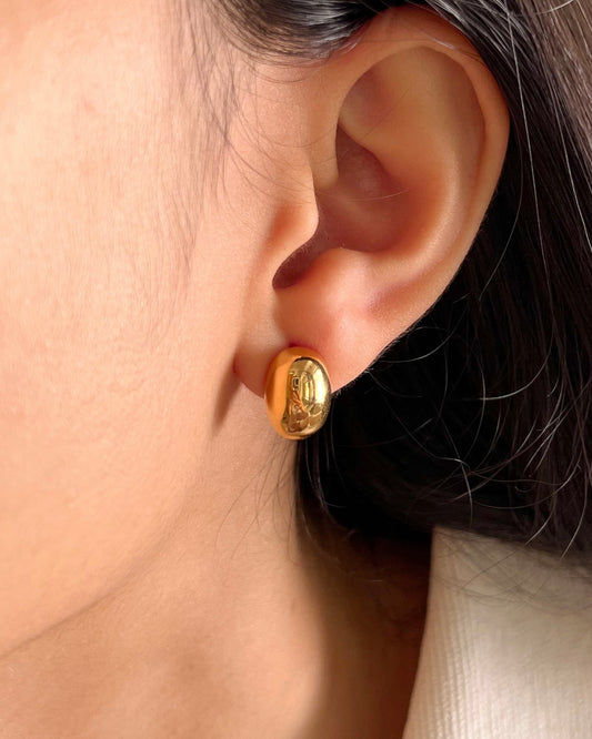 Lily Stud Earrings