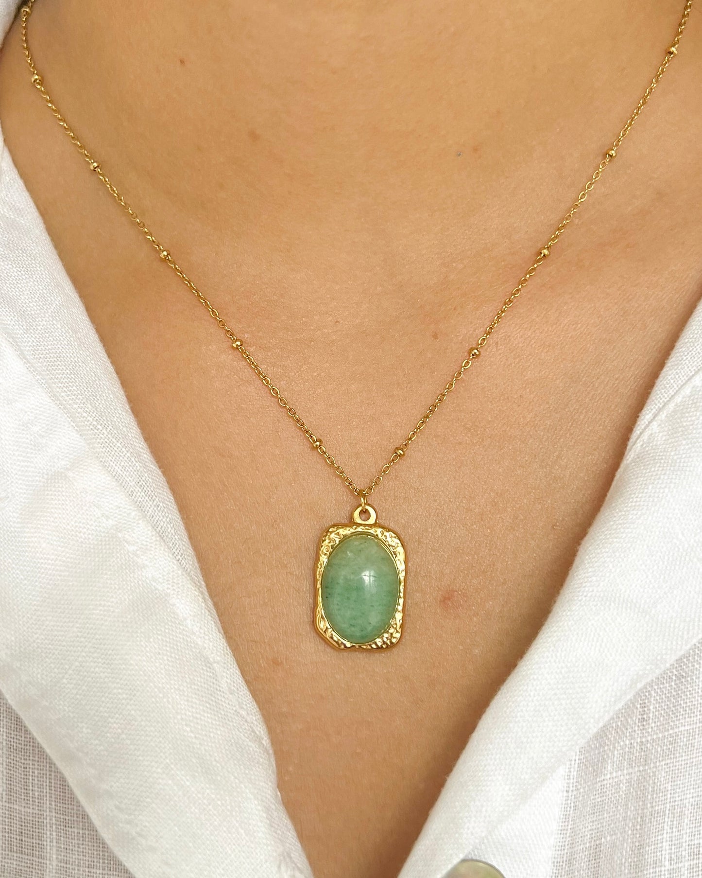 Evergreen Stone Necklace