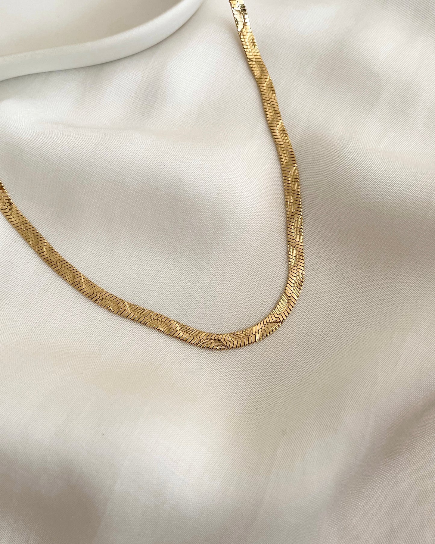 Textured Herringbone Necklace