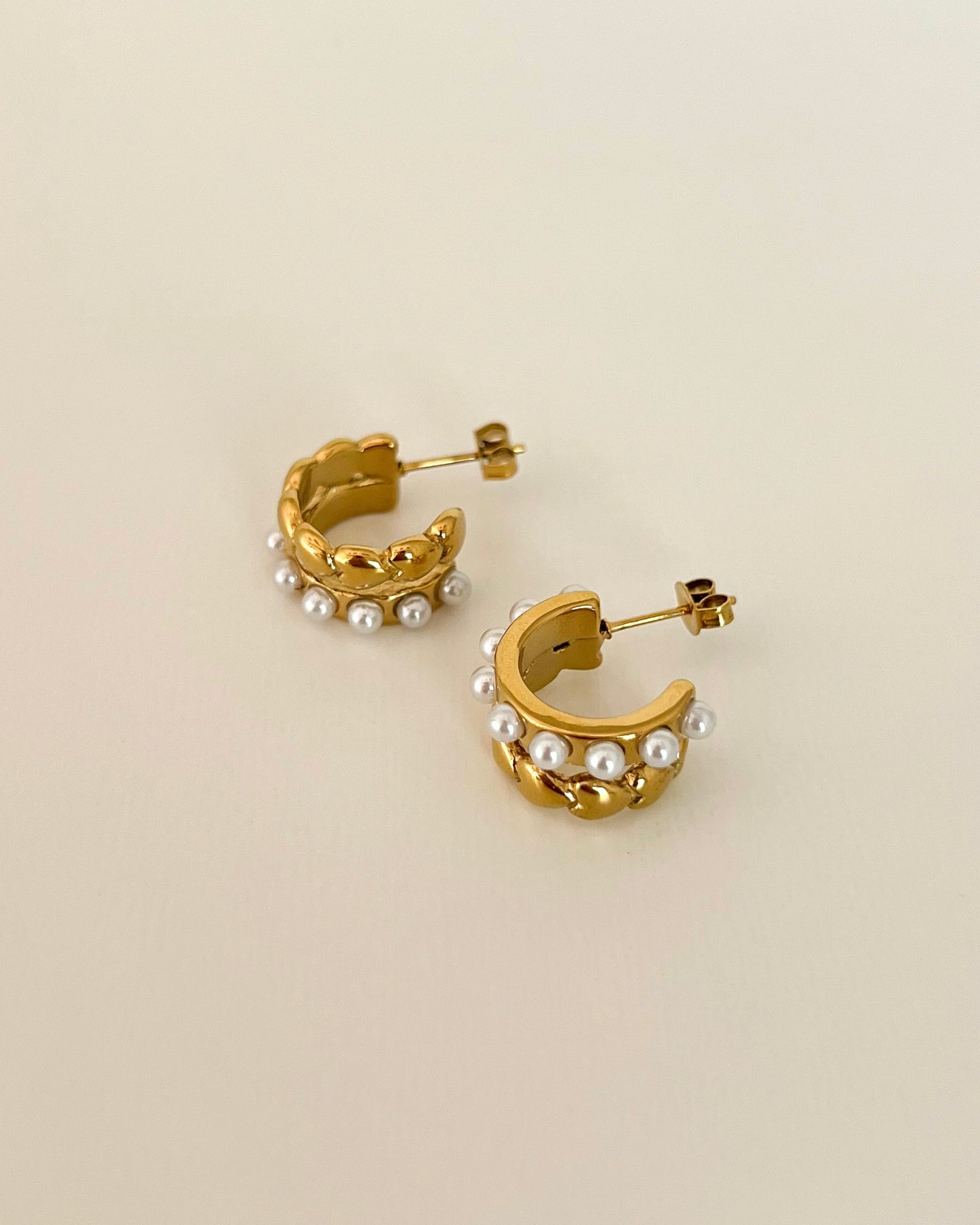 Heart Pearl Stud Earrings