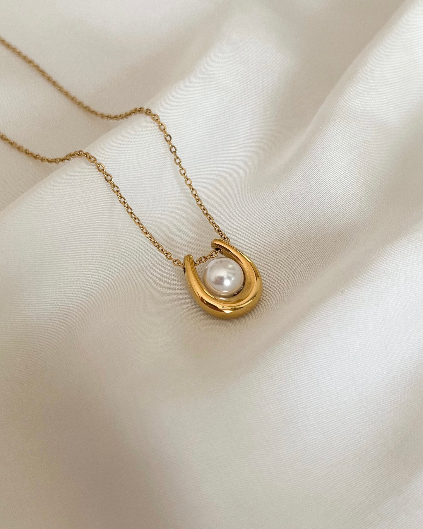 Serena - Pearl Necklace