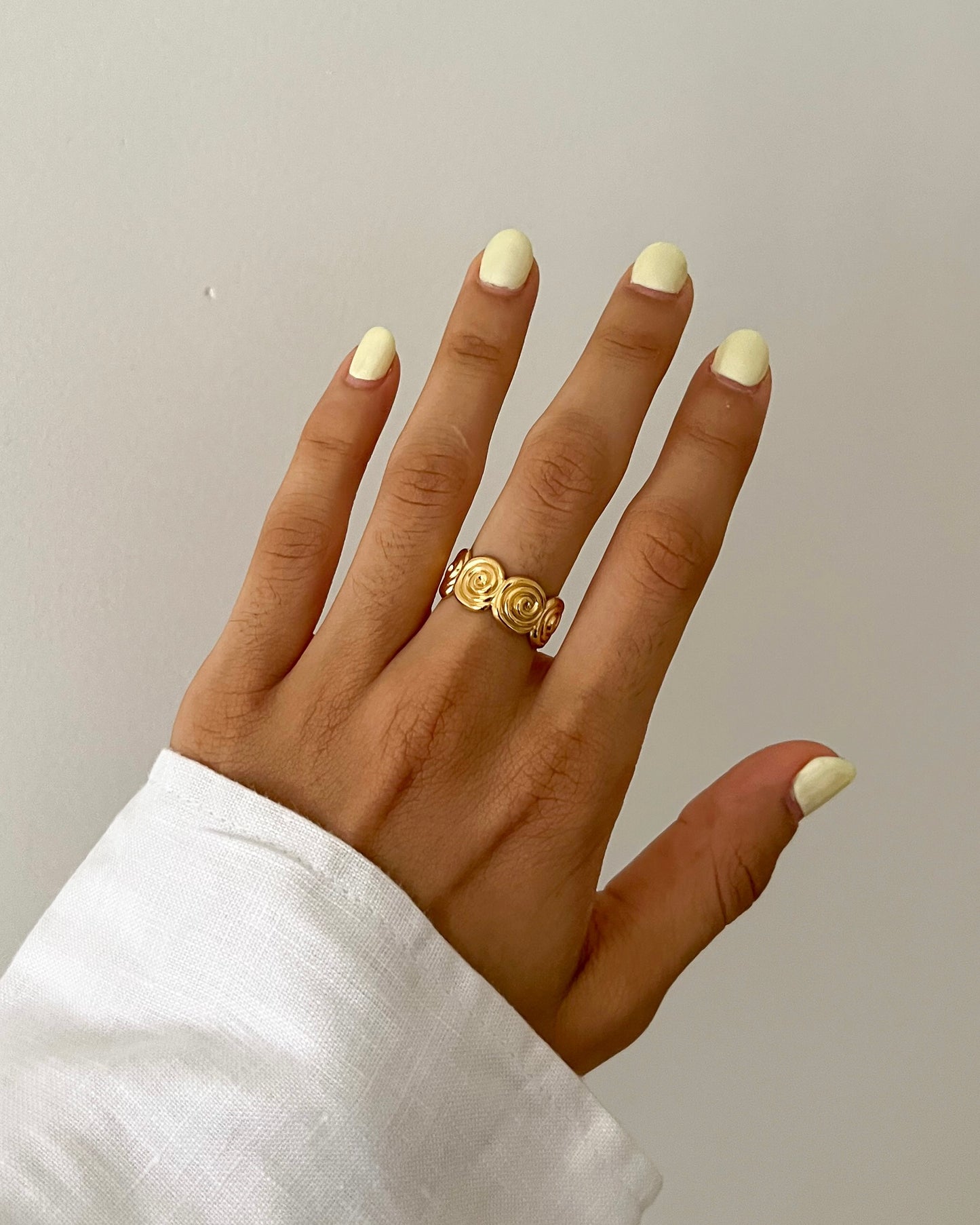 Whirl Ring