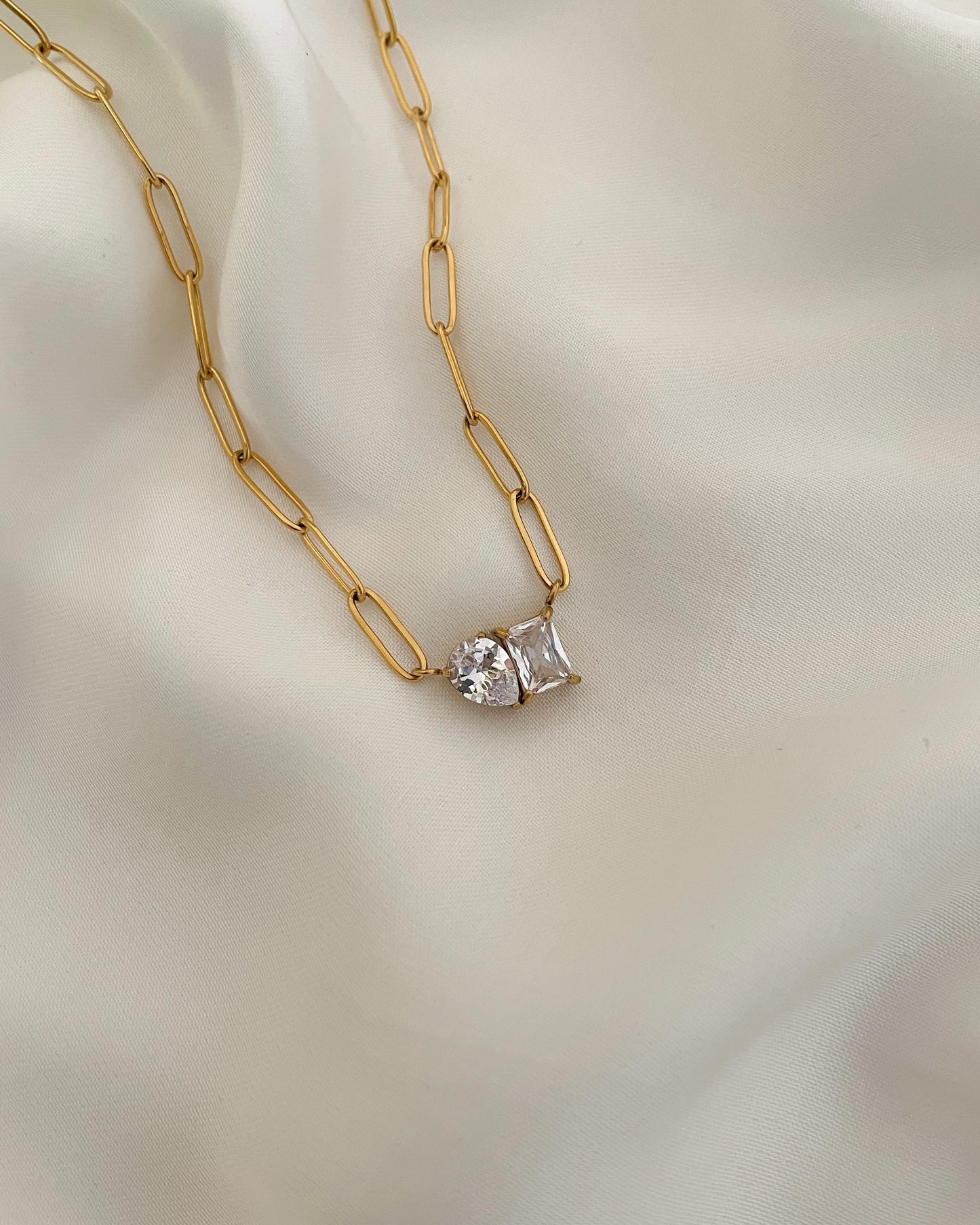 Dua Necklace