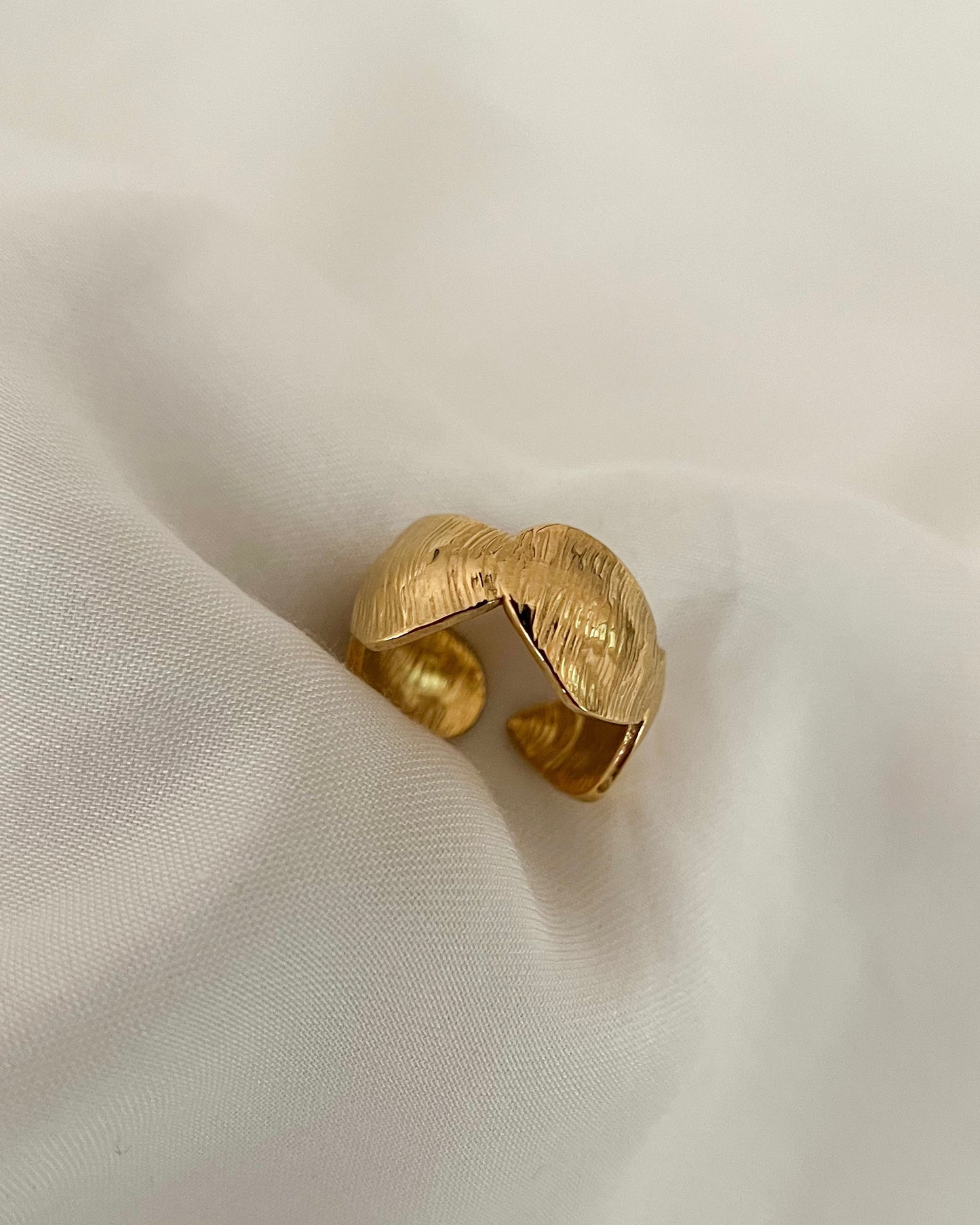 Laurel Ring