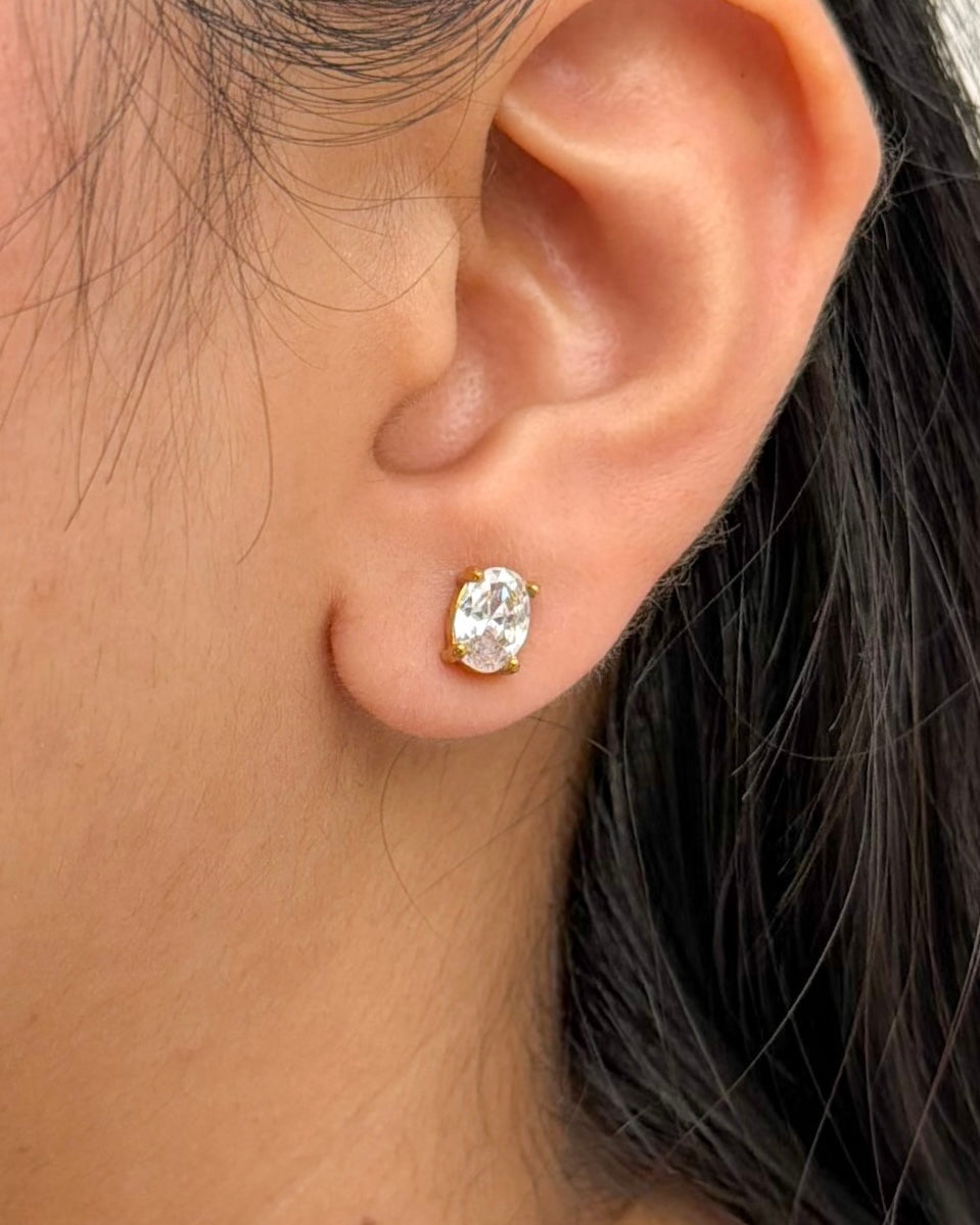 Oval Zircon Stud Earrings