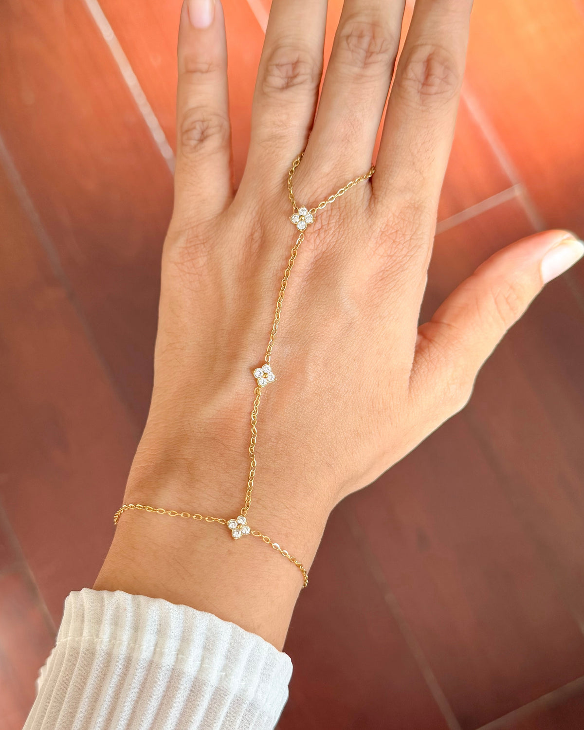 Petal Flower Zircon Handchain