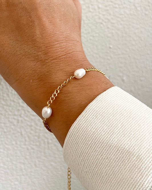 Zoe - Pearl Bracelet