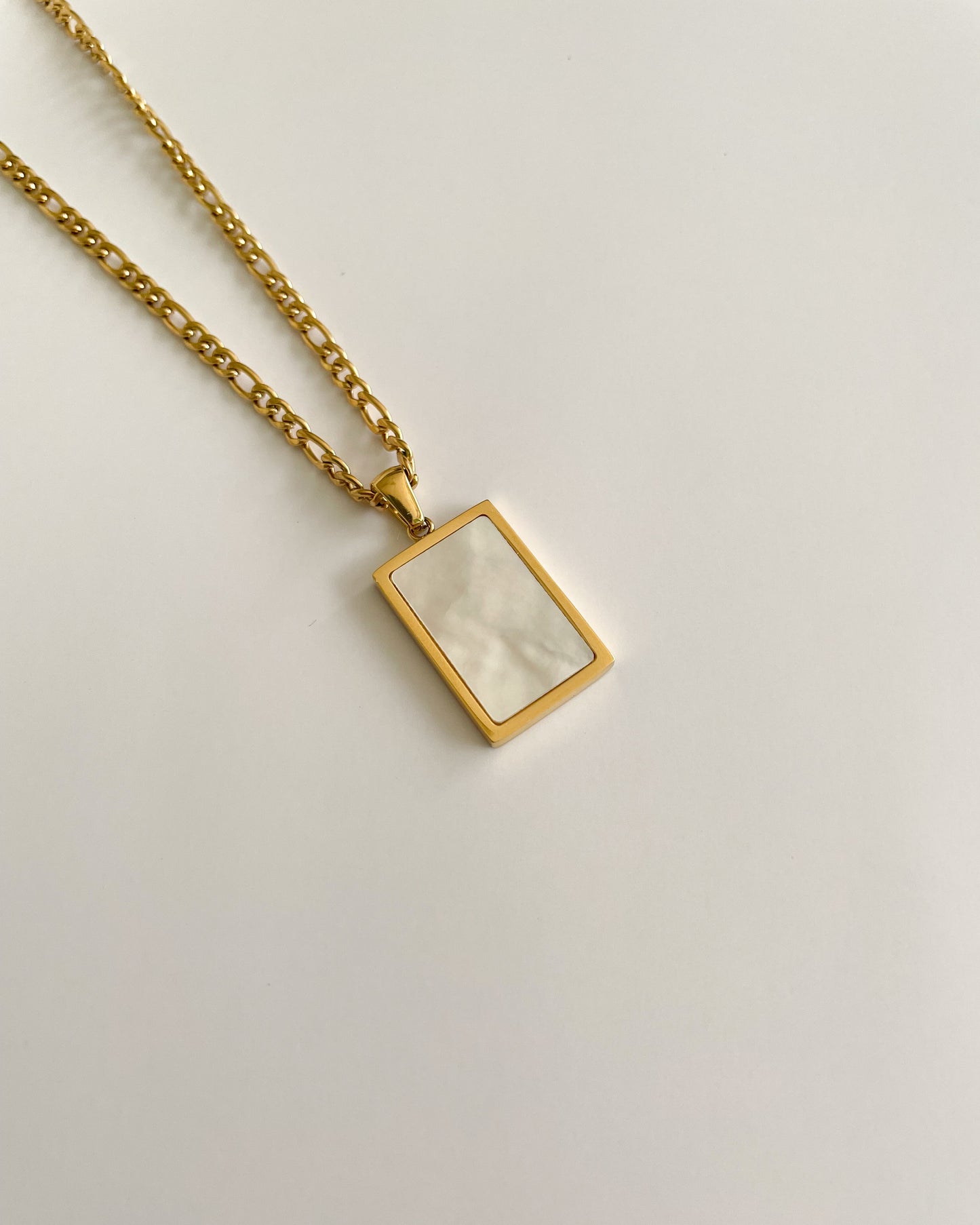 Mother of Pearl Shell Necklace