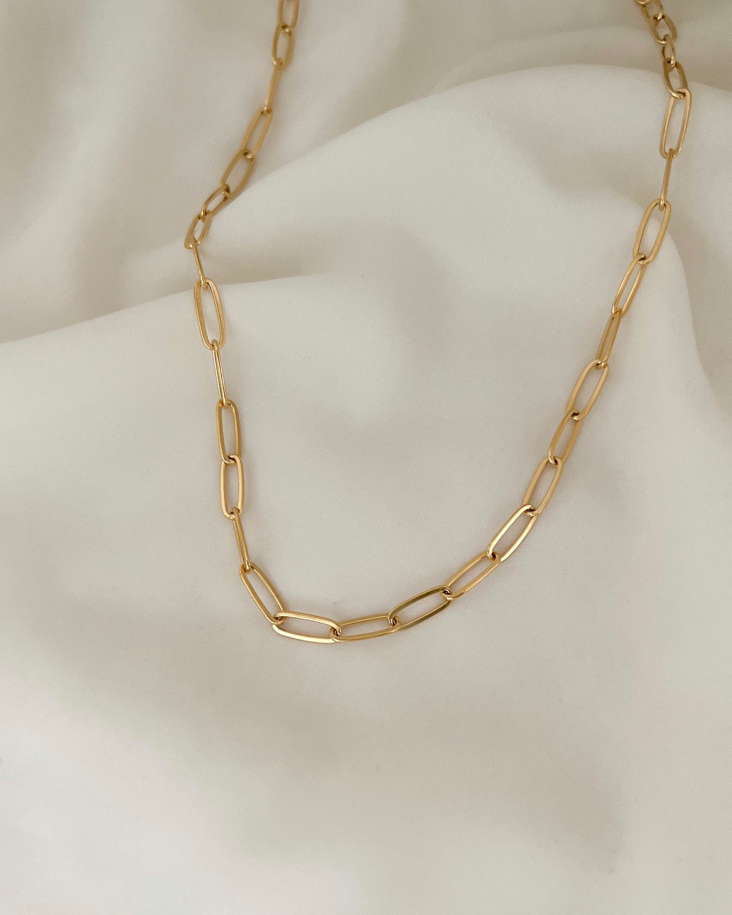 Thin Paper Clip Necklace