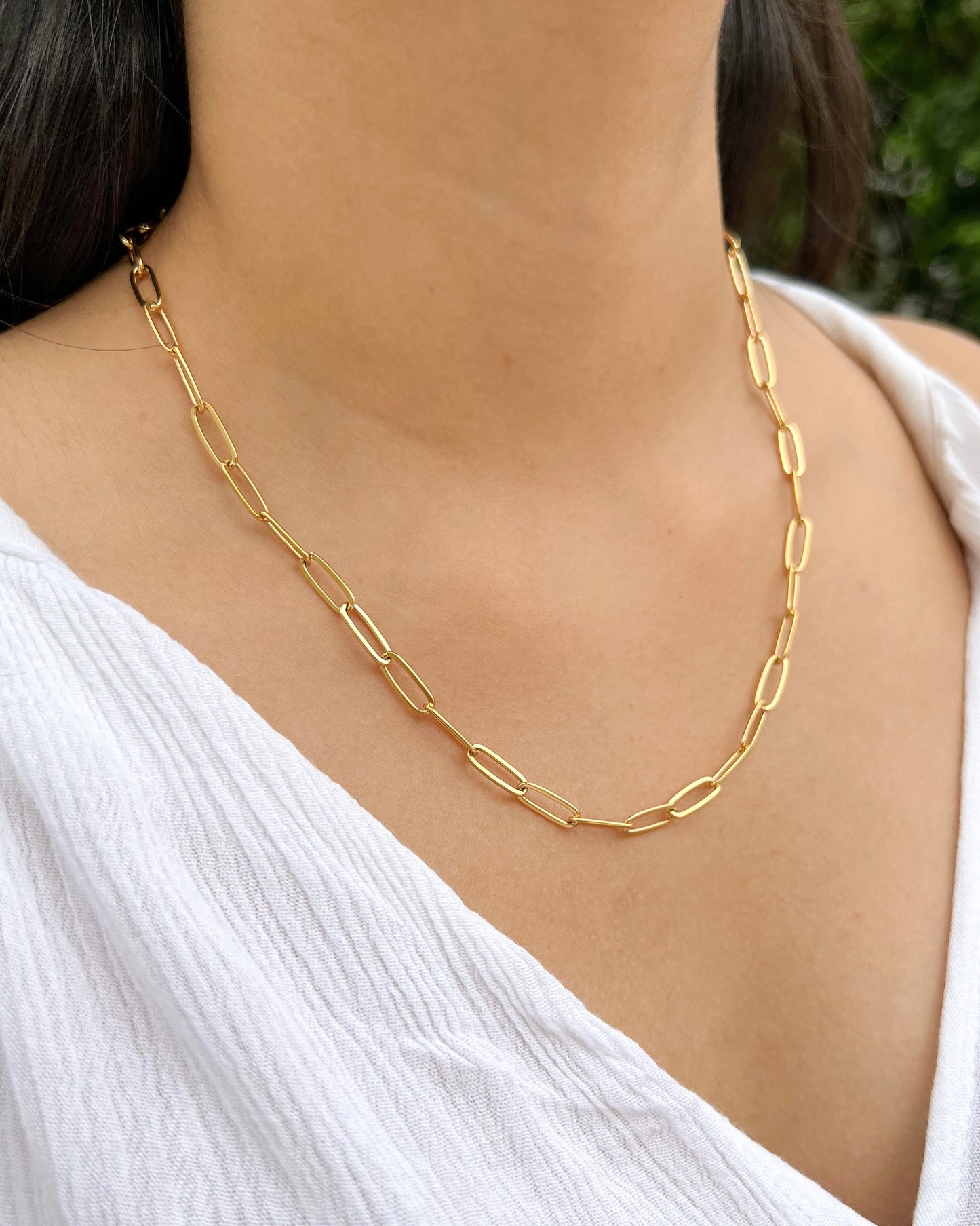 Thin Paper Clip Necklace