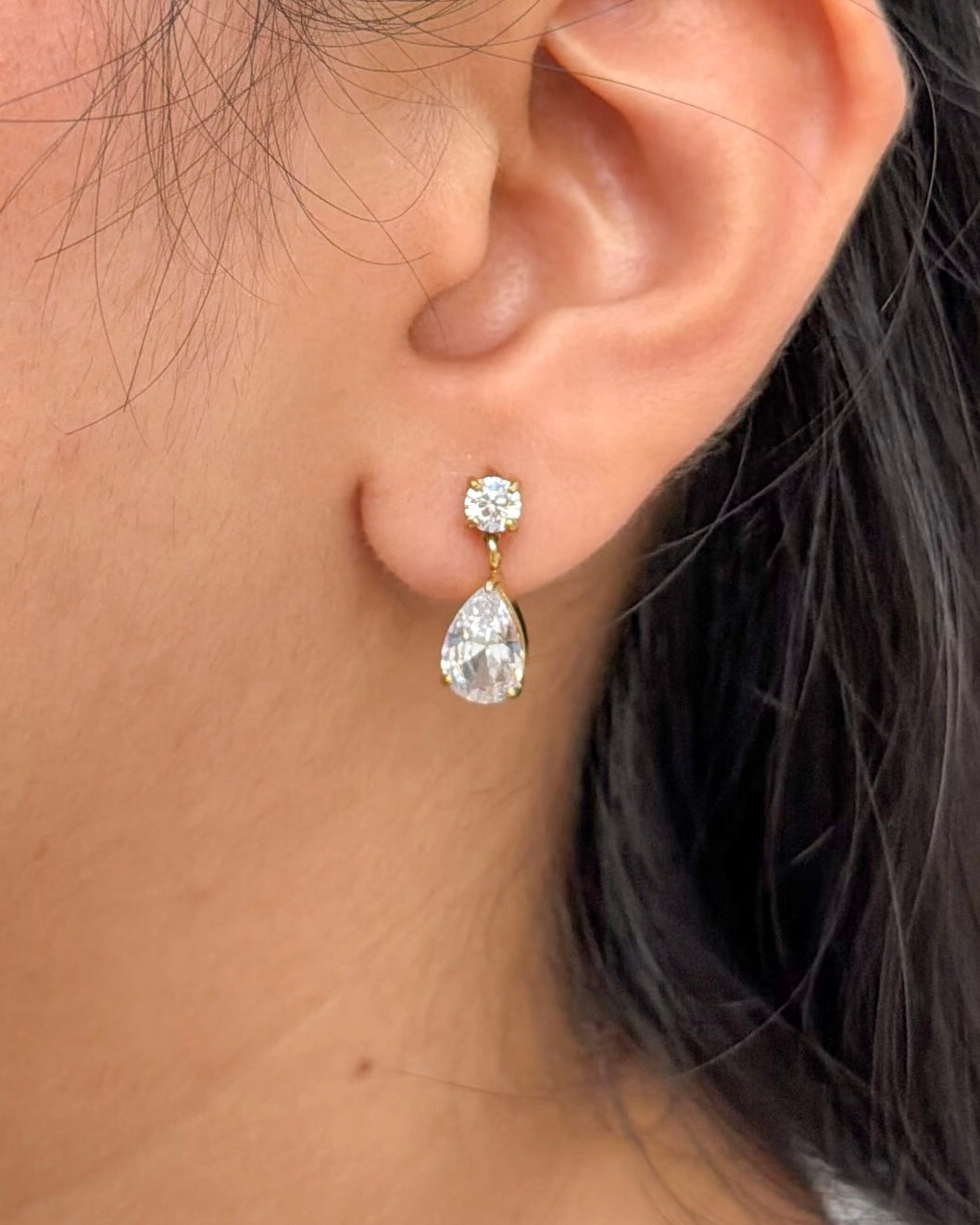 Gloria Zircon Stud Earrings