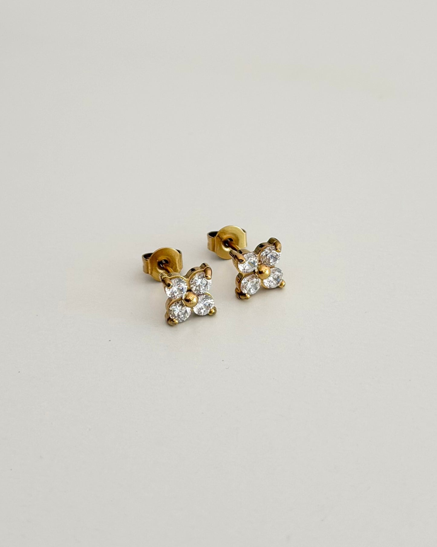Zircon Flower Stud Earrings